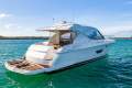 Riviera 4400 Sport Yacht