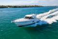 Riviera 4400 Sport Yacht