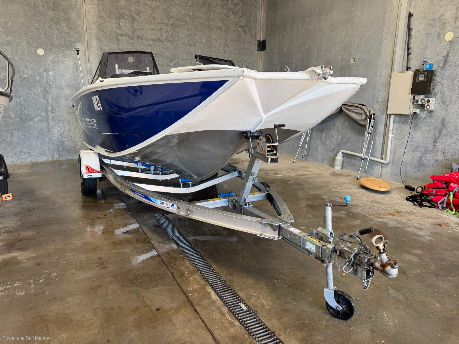 Quintrex 550 Freestyler Sleek, sporty, yet roomy & stable.