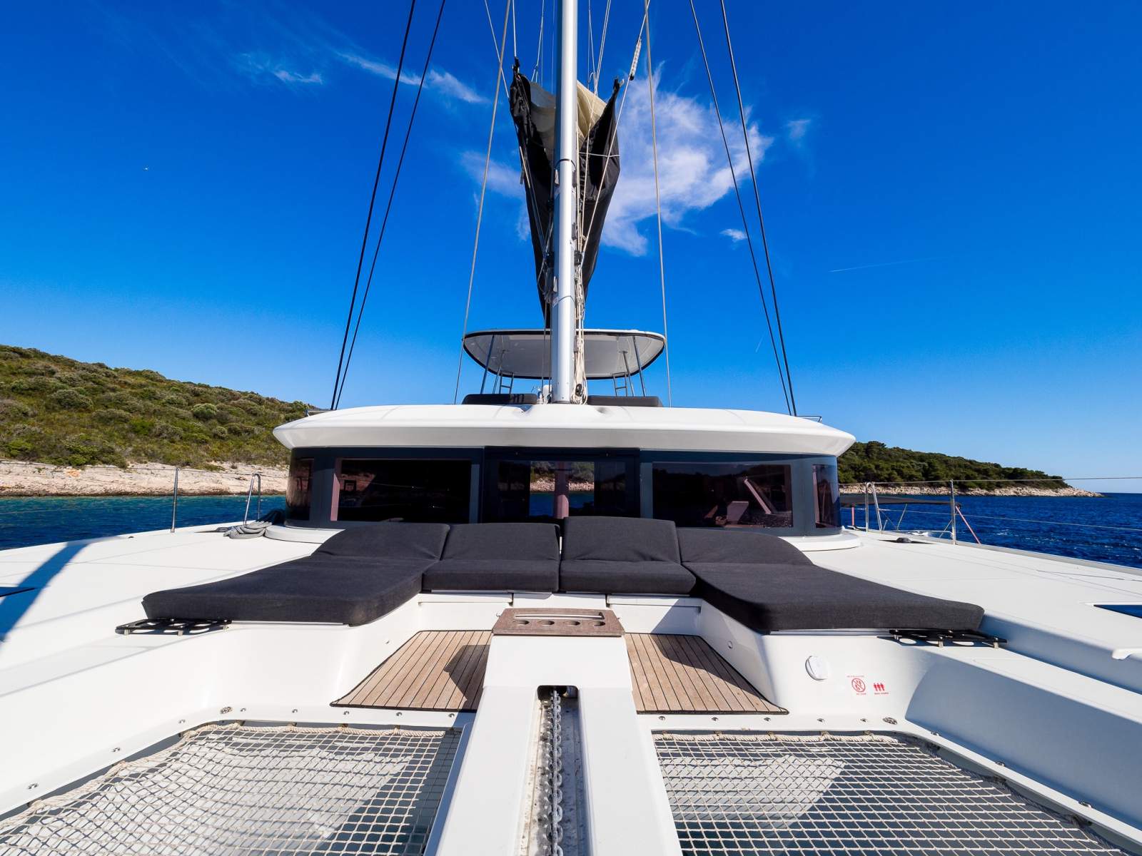 Lagoon 51