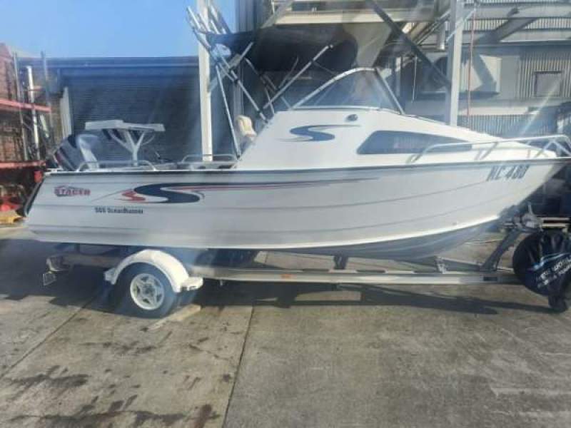 Stacer 569 Ocean Runner