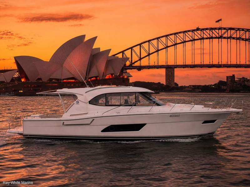 Riviera 445 SUV - AS NEW + 2D AMSA SURVEY