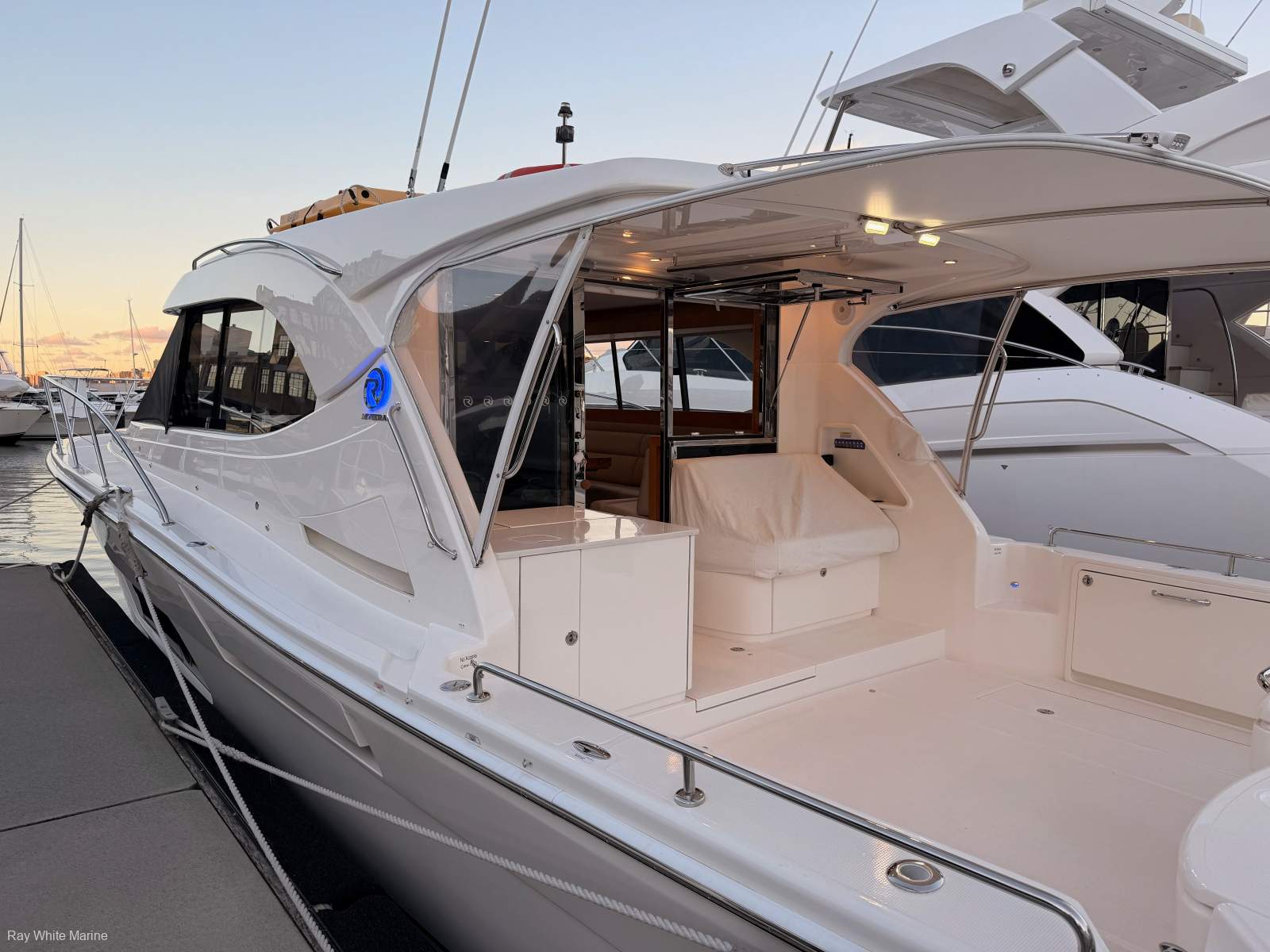 Riviera 445 SUV - AS NEW + 2D AMSA SURVEY
