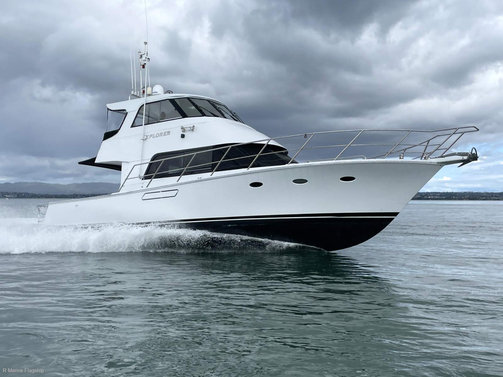 Nautic Custom Sportfisher