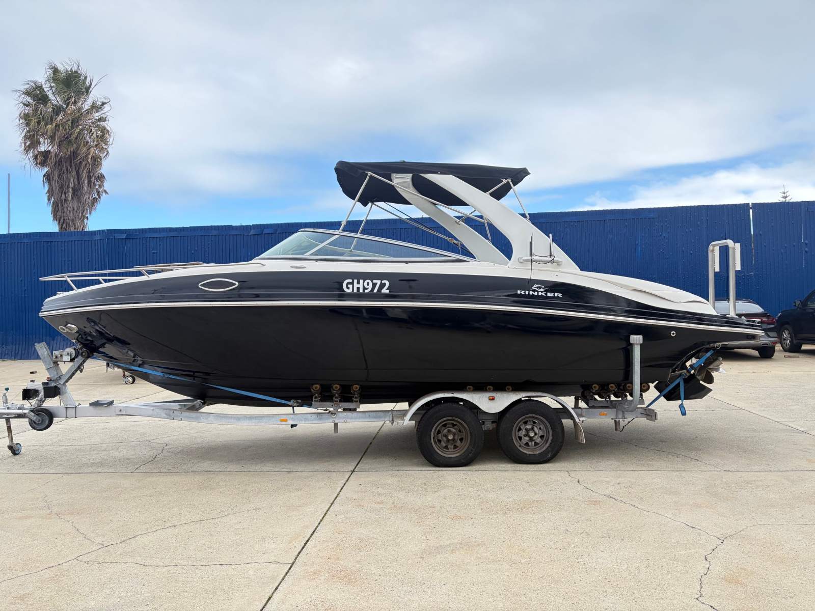 Rinker 246 CC
