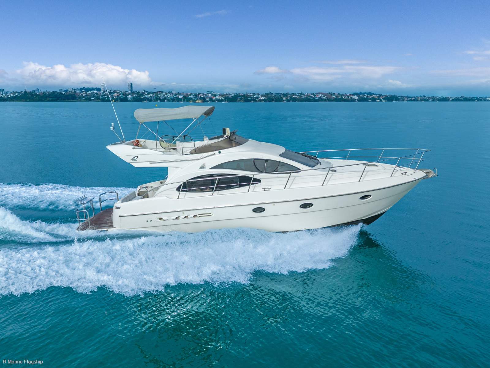 Azimut 42
