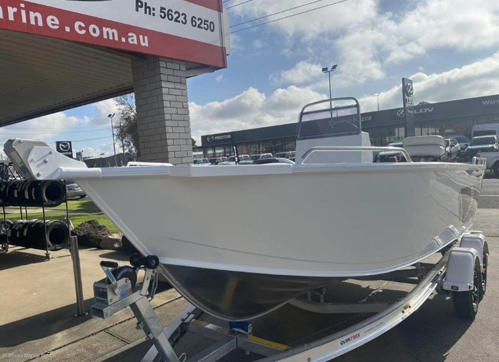 New Quintrex 530 Renegade Centre Console