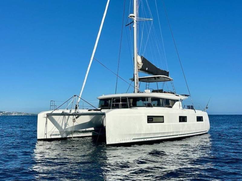 Lagoon 46 Owners Version