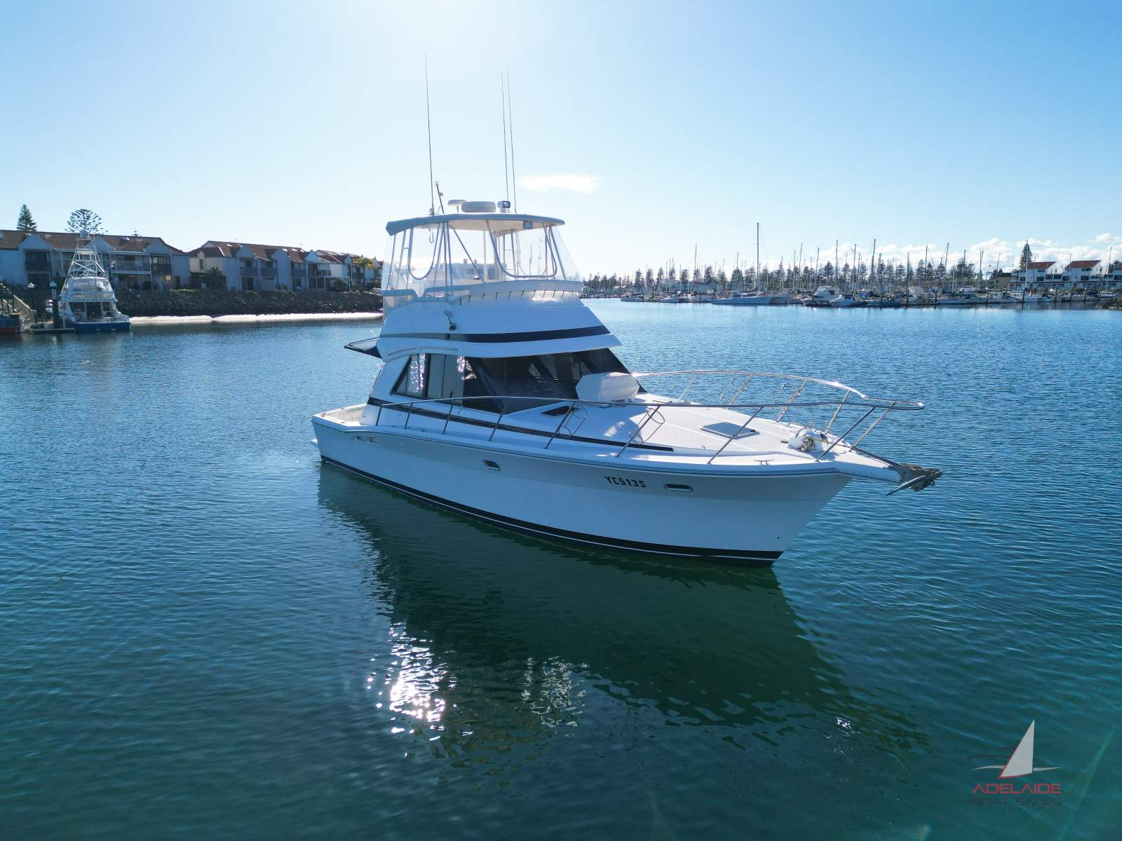 Riviera 36 Platinum Flybridge