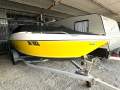 Four Winns Horizon 210 bow rider