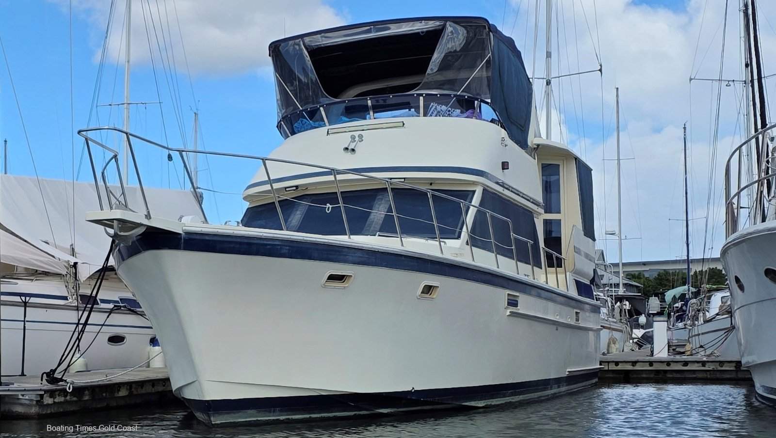 Jefferson 42 Aft Cabin for sale:Jefferson 42 Sundeck
