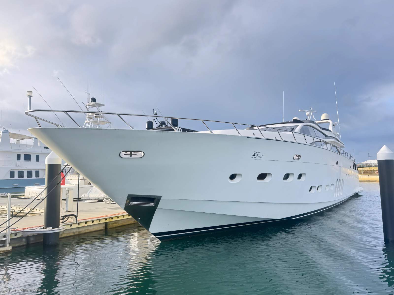Leopard Motor Yachts 105 - 32 Metre Italian Performance Superyacht