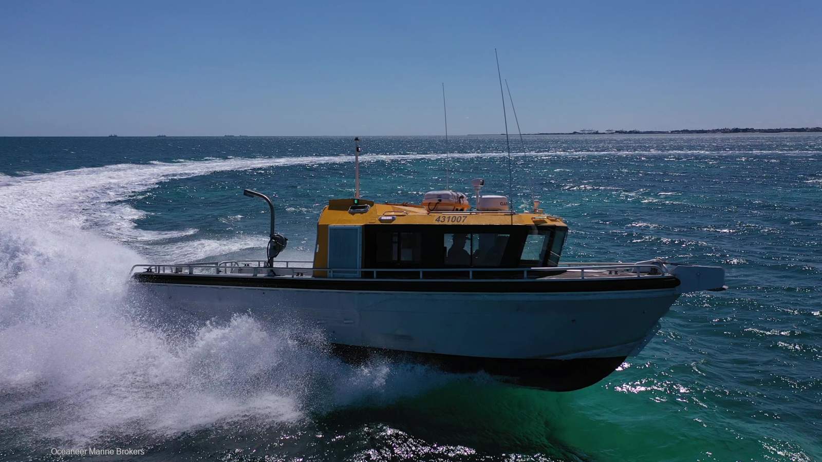 Lyndcraft 9.9m Aluminium Vessel Yanmar main engines and Hamilton Jets