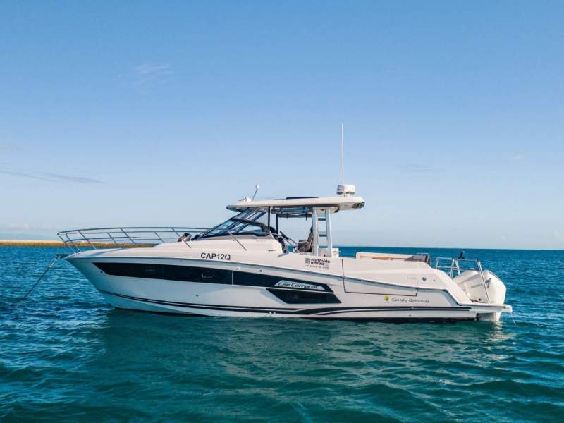 Jeanneau Cap Camarat 12.5WA Triple Mercury 300 V8s, Seakeeper & Fully Loaded