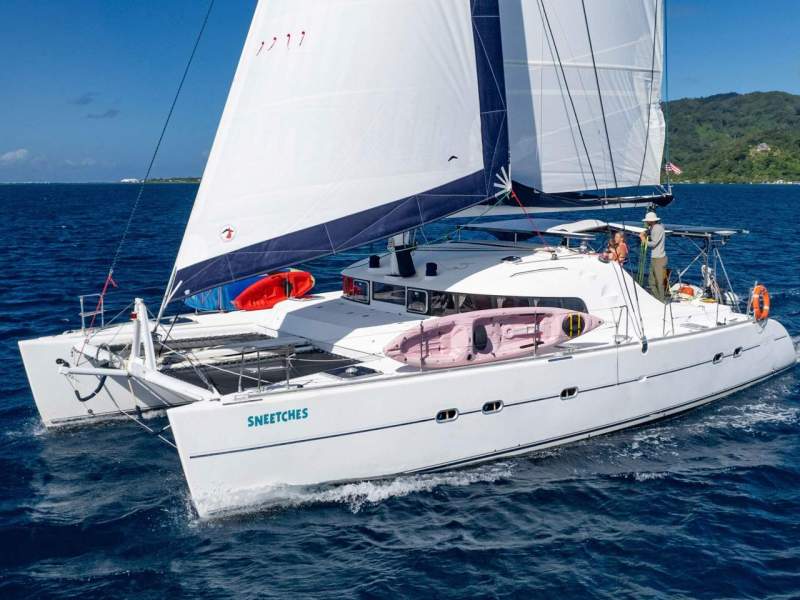 Lagoon 470 Owners Version