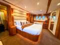 Sunseeker Yacht 75