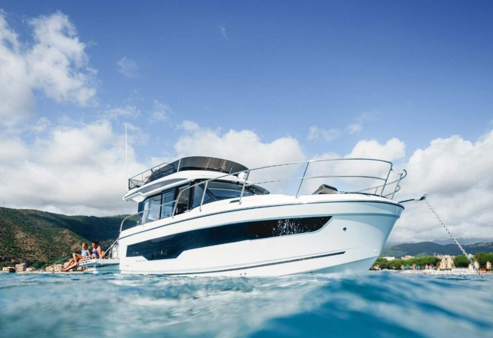 Jeanneau Merry Fisher 1095 Coupe Series 2