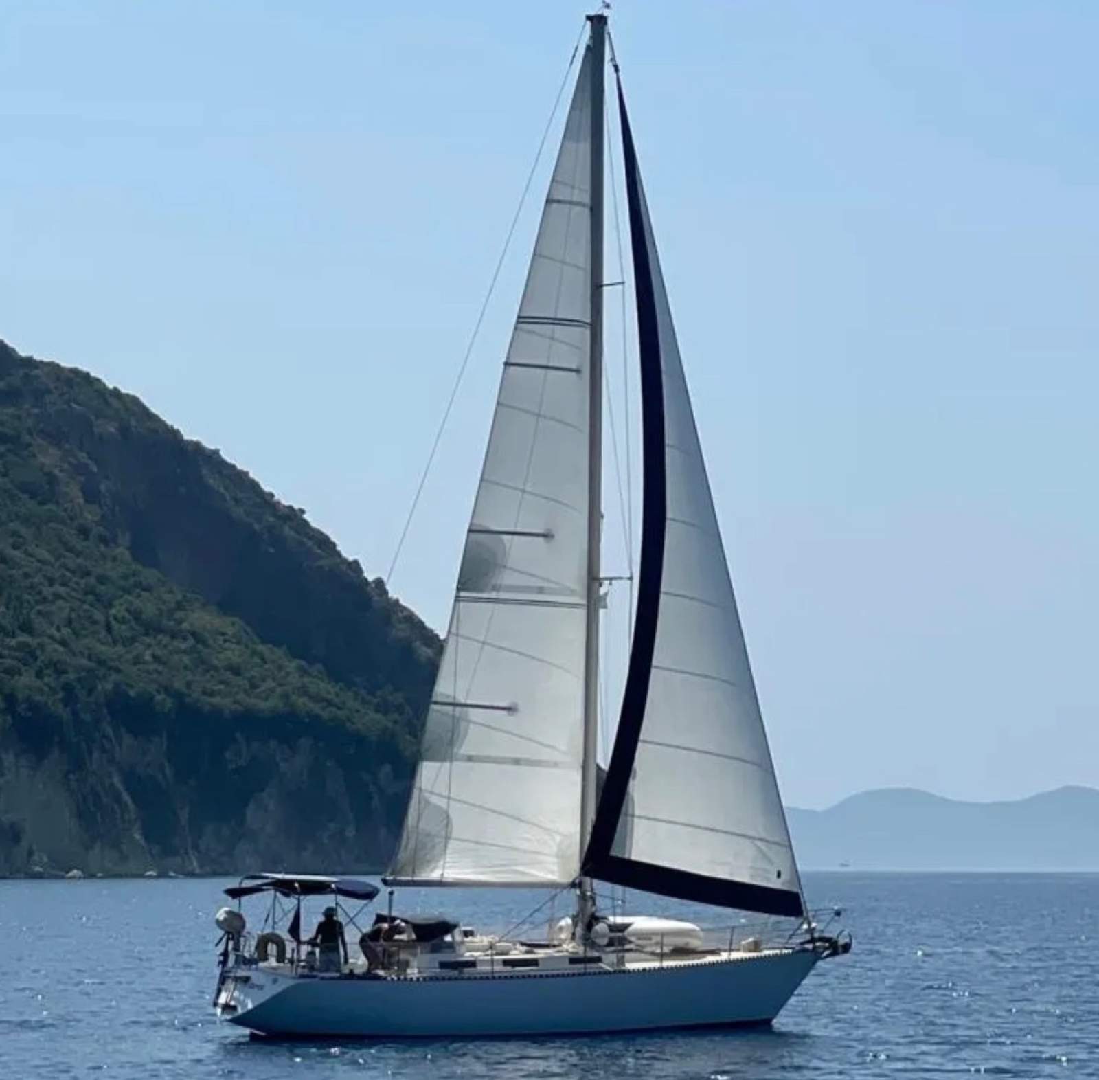 Dufour A9000 - Aluminium Bluewater Cruiser