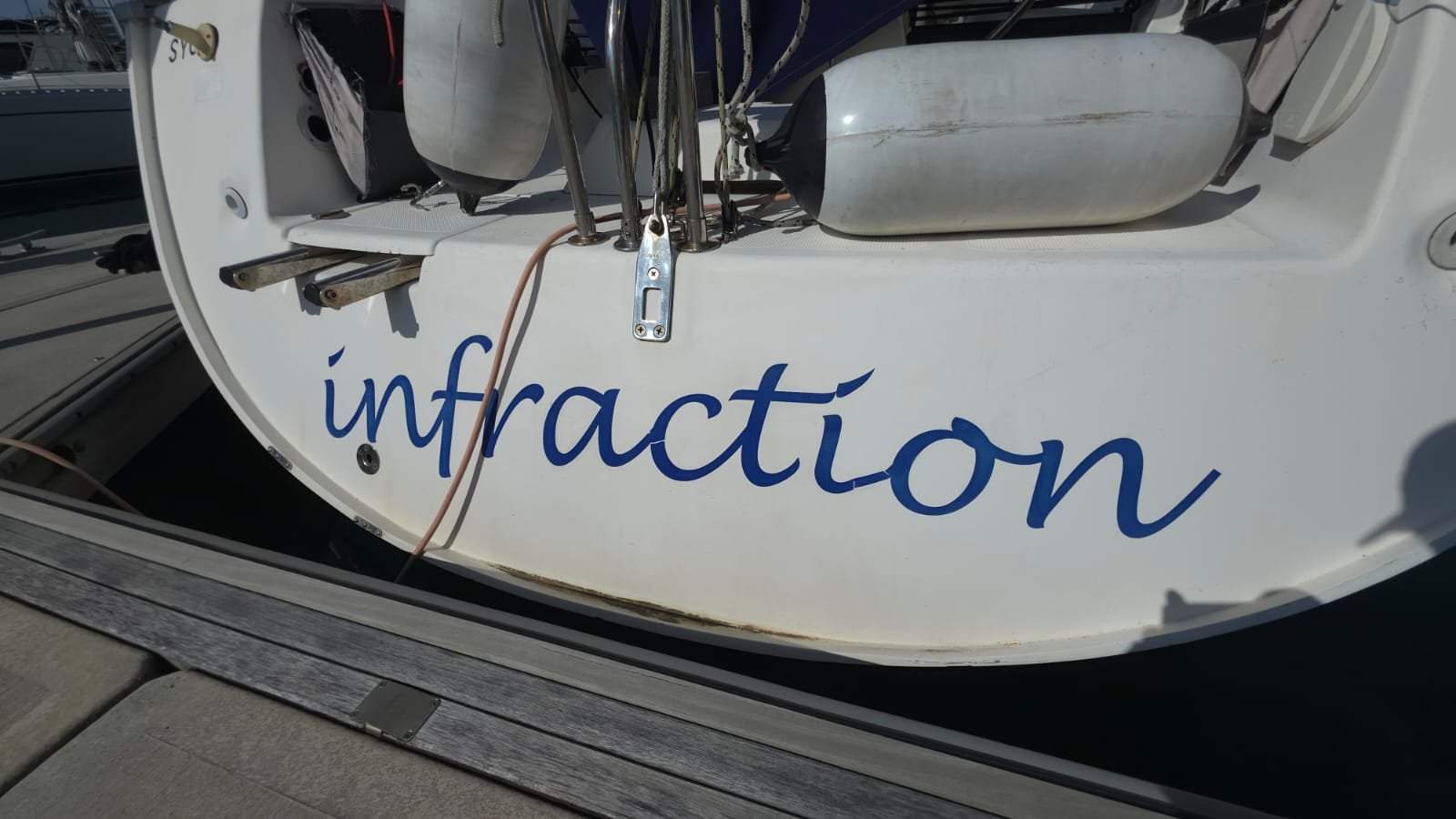 Bavaria 42