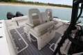 Boston Whaler 330 Outrage Centre Console