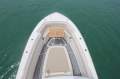 Boston Whaler 330 Outrage Centre Console