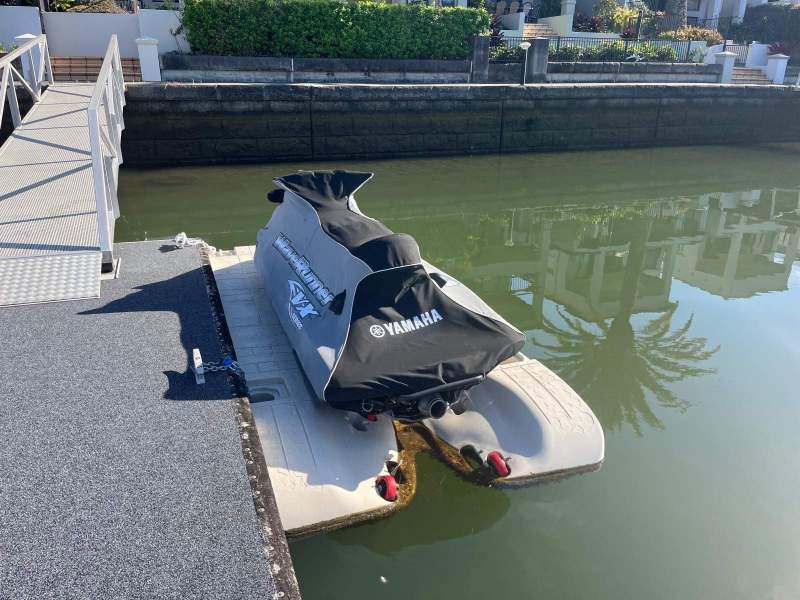 Yamaha VX Cruiser With Floating Pontoon