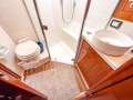 Riviera 4400 Sport Yacht