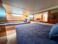 Riviera 4400 Sport Yacht