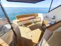Riviera 4400 Sport Yacht