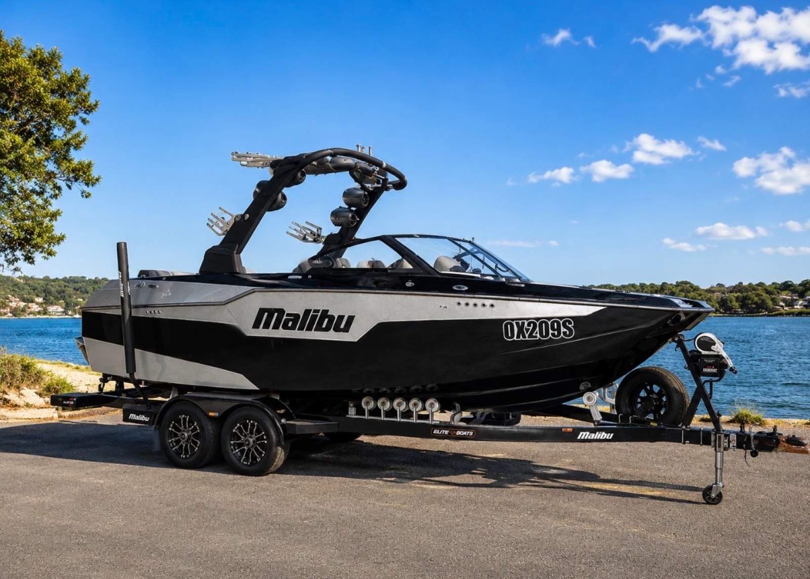 Malibu M220