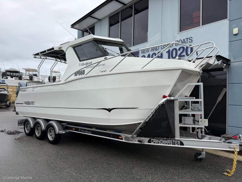 Sailfish 8000 Canyon Master Helm Master fitted