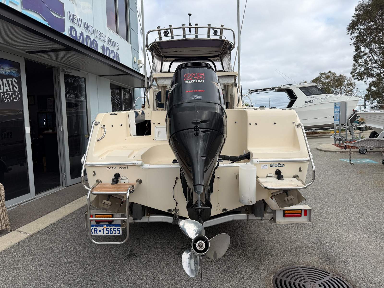 CruiseCraft Outsider 685 *** GREAT VALUE***