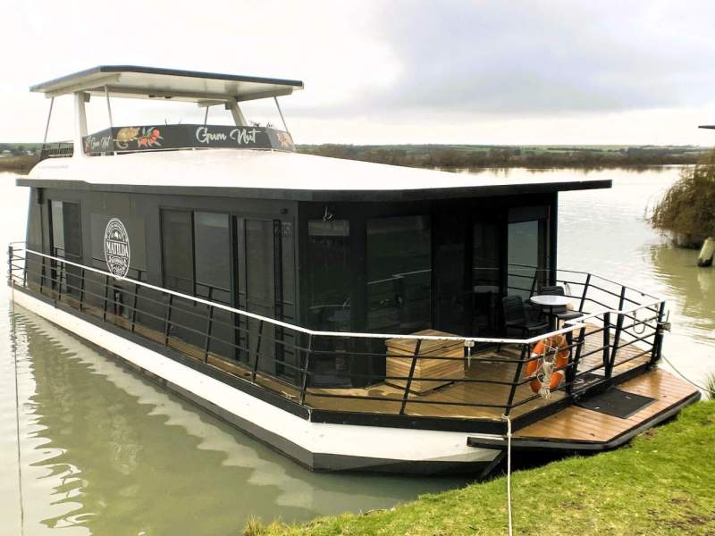"Gum Nut" Survey Houseboat 2 x Deck2/Bed2/Ensuite.