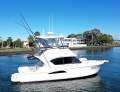 Riviera 3350 Flybridge