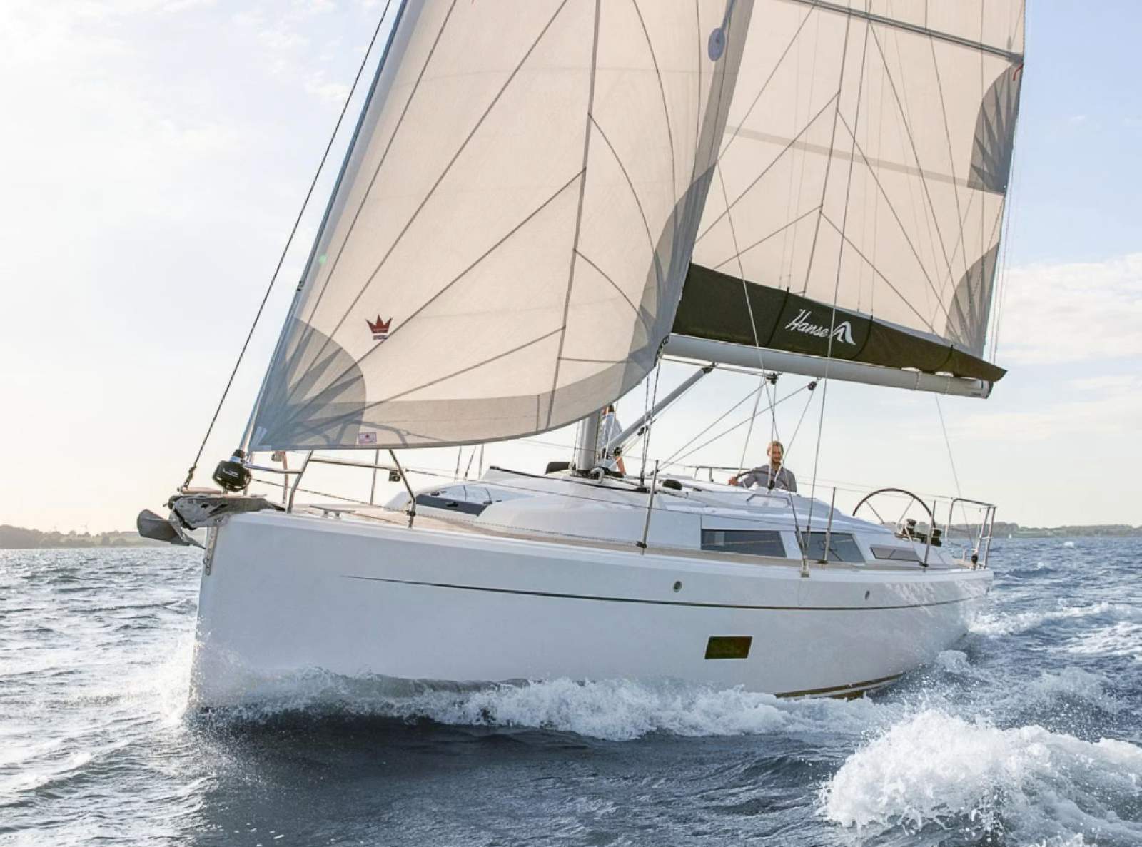 Hanse 348:Factory photo