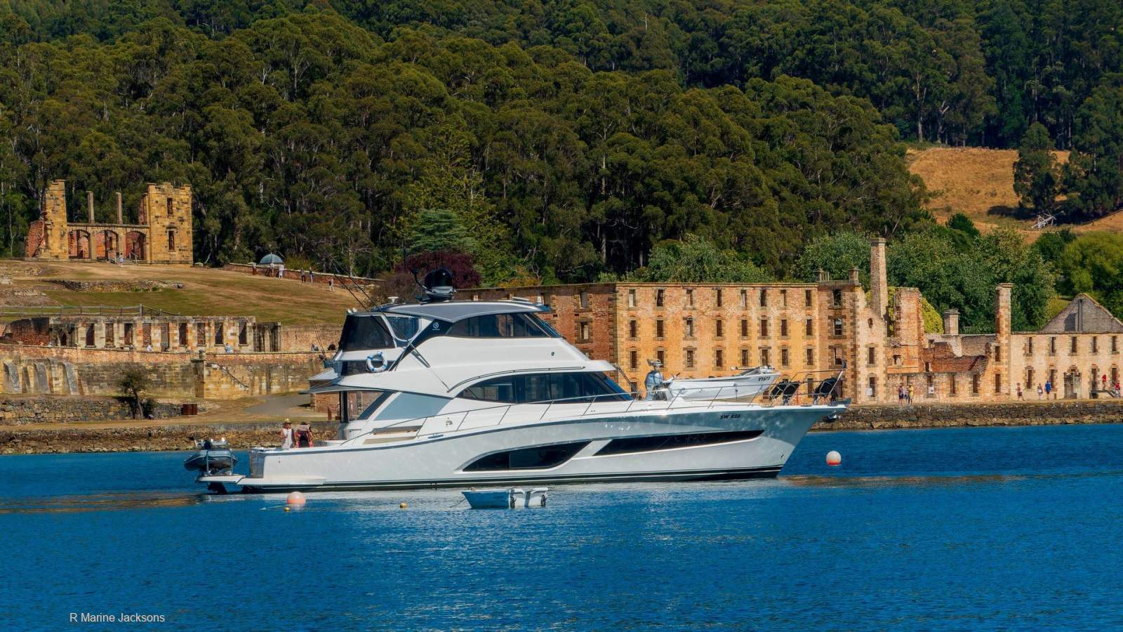 Riviera 64 Sports Motor Yacht