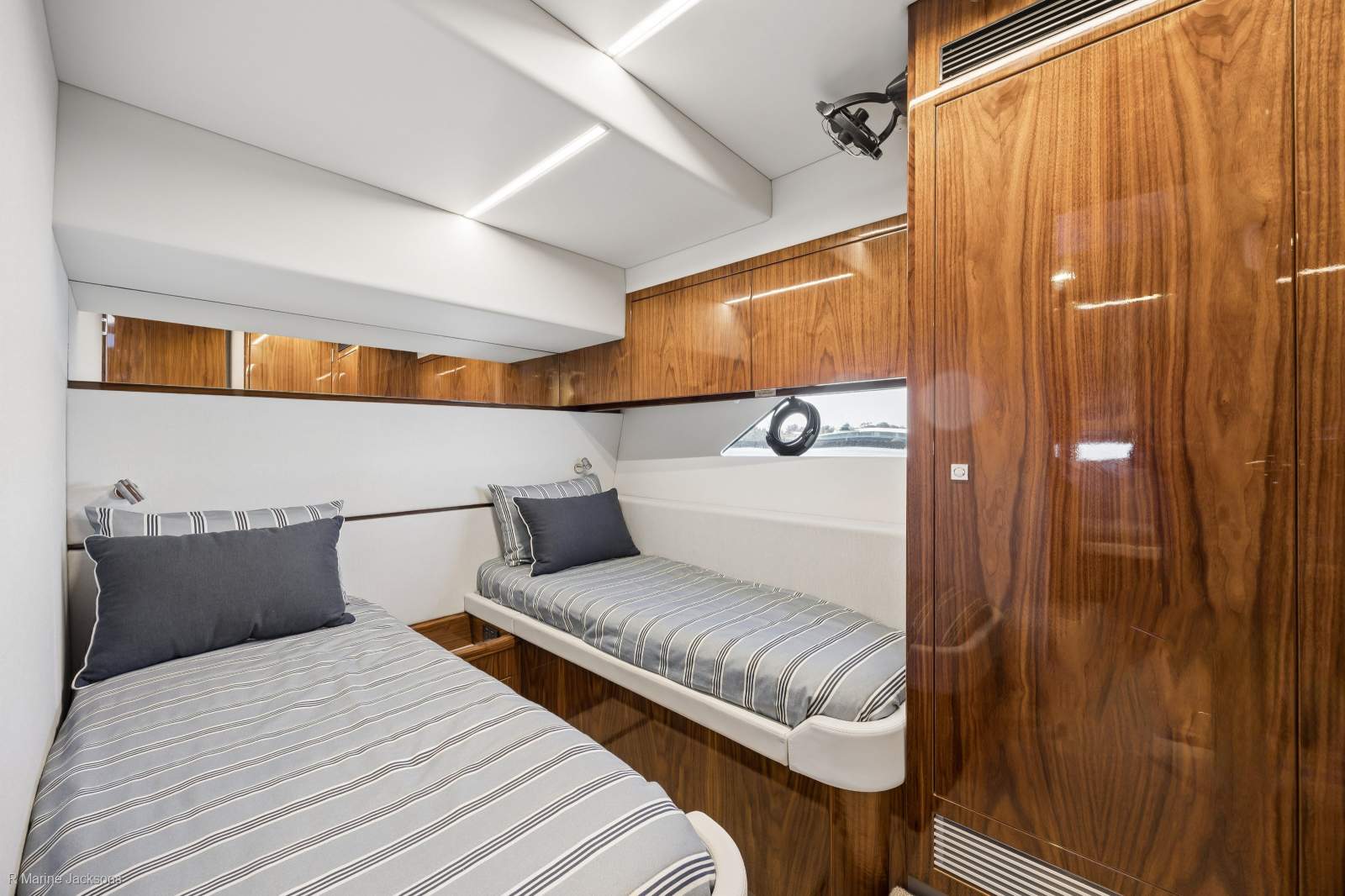 SALT Riviera 64 Sports Motor Yacht Boat Brokers of Tasmania