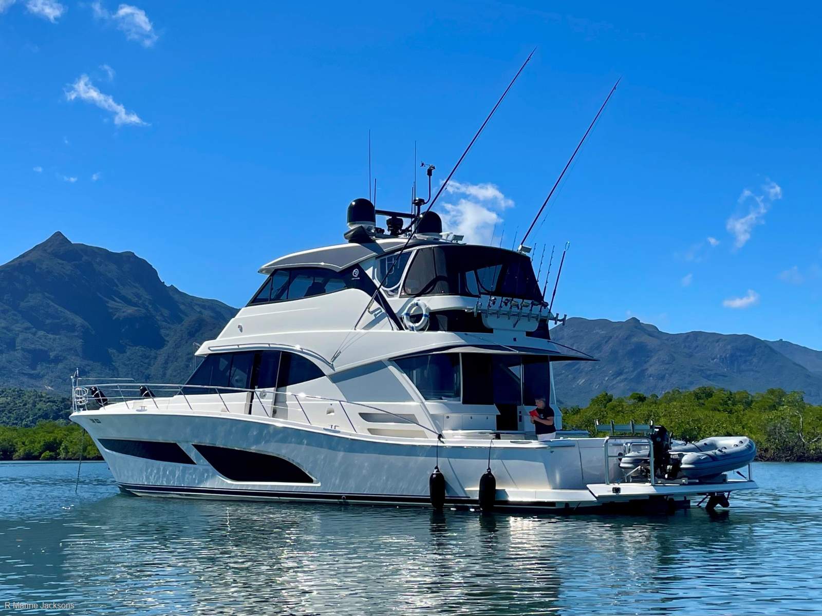SALT Riviera 64 Sports Motor Yacht Boat Brokers of Tasmania