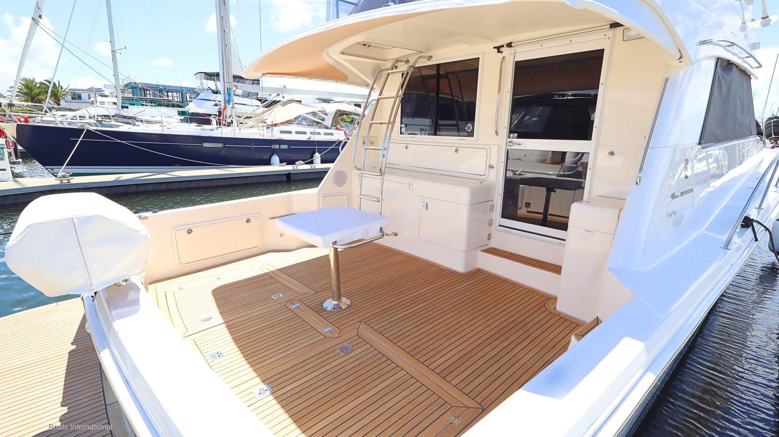 Riviera 48 Enclosed Flybridge
