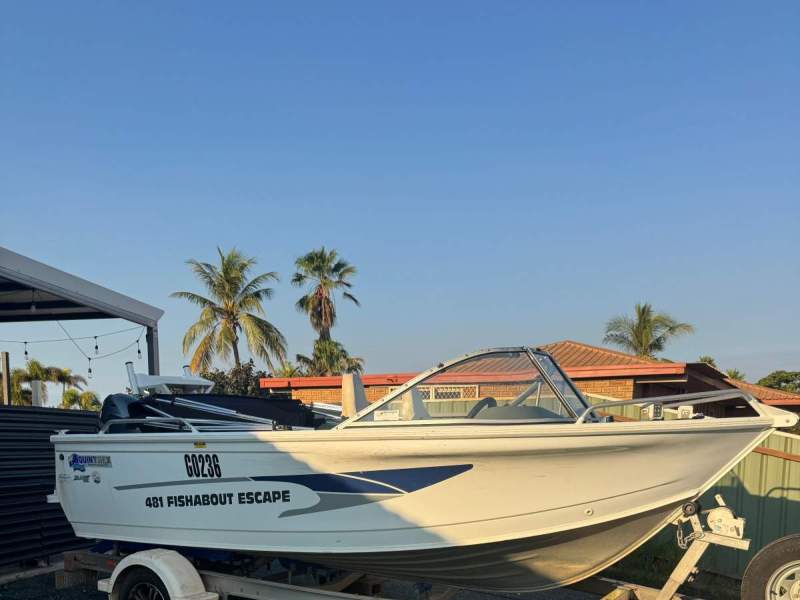 Quintrex 481 Fishabout