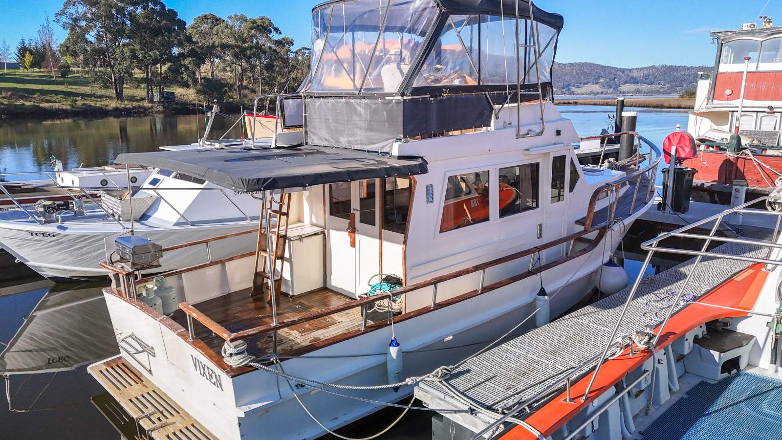 35ft Timber Trawler TWIN DIESEL SHAFT DRIVEN