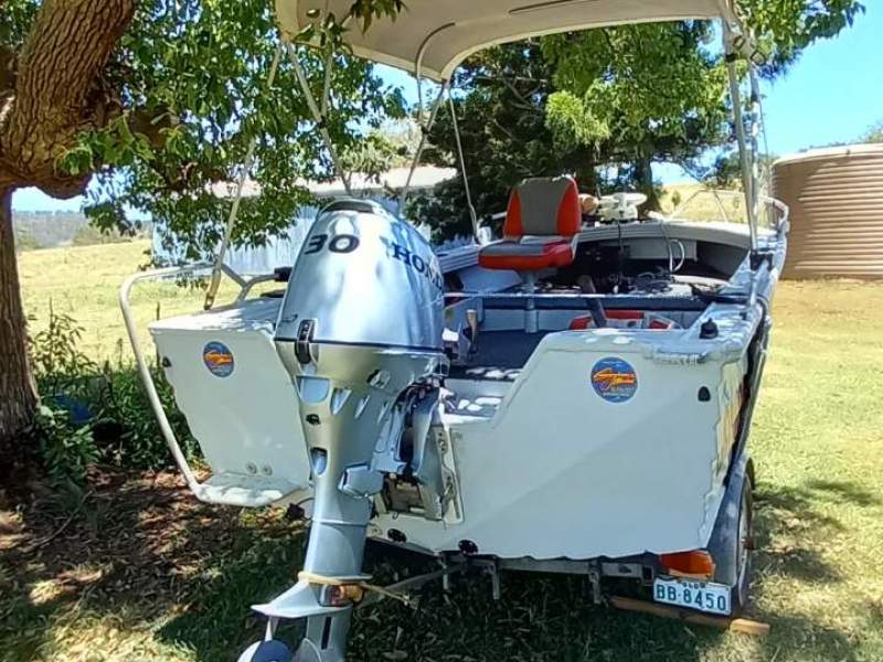 Ally Craft 4.10 Kakadu Karrier Electric Minn Kota Riptide motor