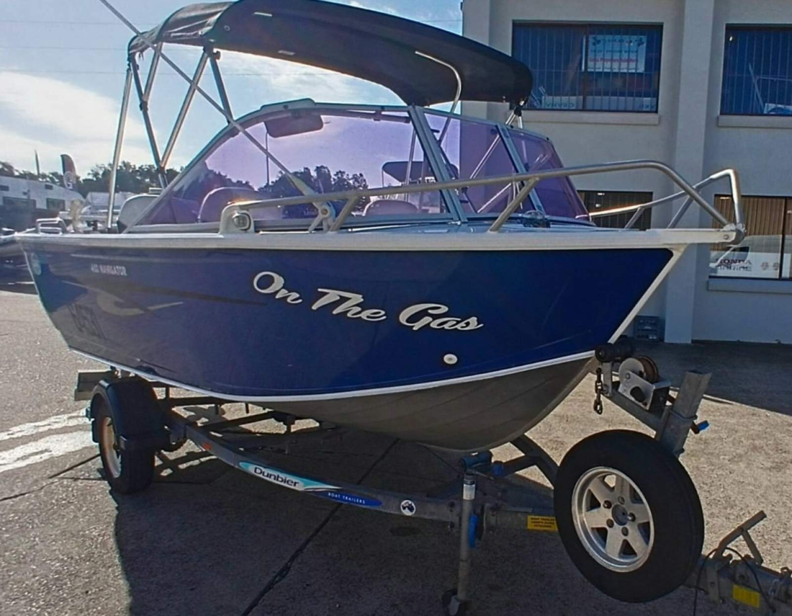 Clark 460 Navigator