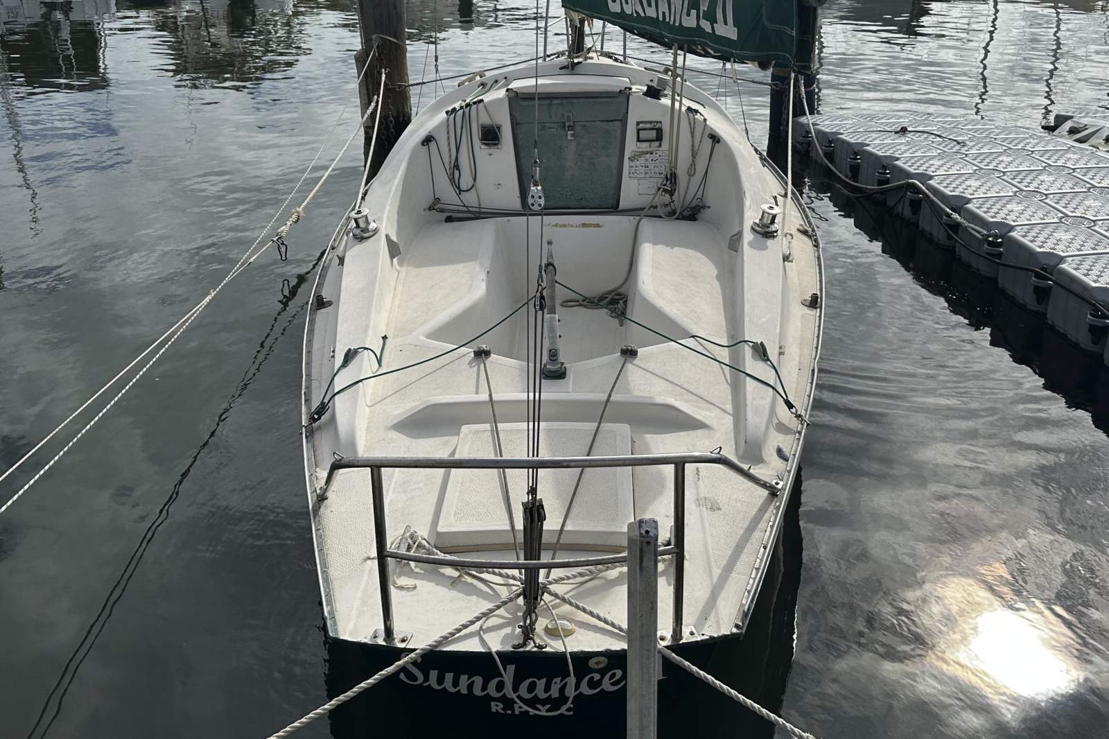 Endeavour 24
