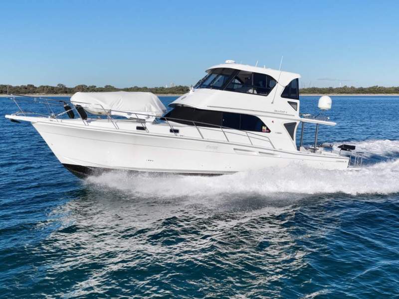 Caribbean 49 Flybridge Cruiser