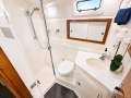 Caribbean 49 Flybridge Cruiser:STBD bathroom