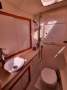Oceanic 373:Star hull Guest toilet/shower