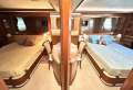 Benetti Delfino 93