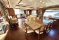 Benetti Delfino 93