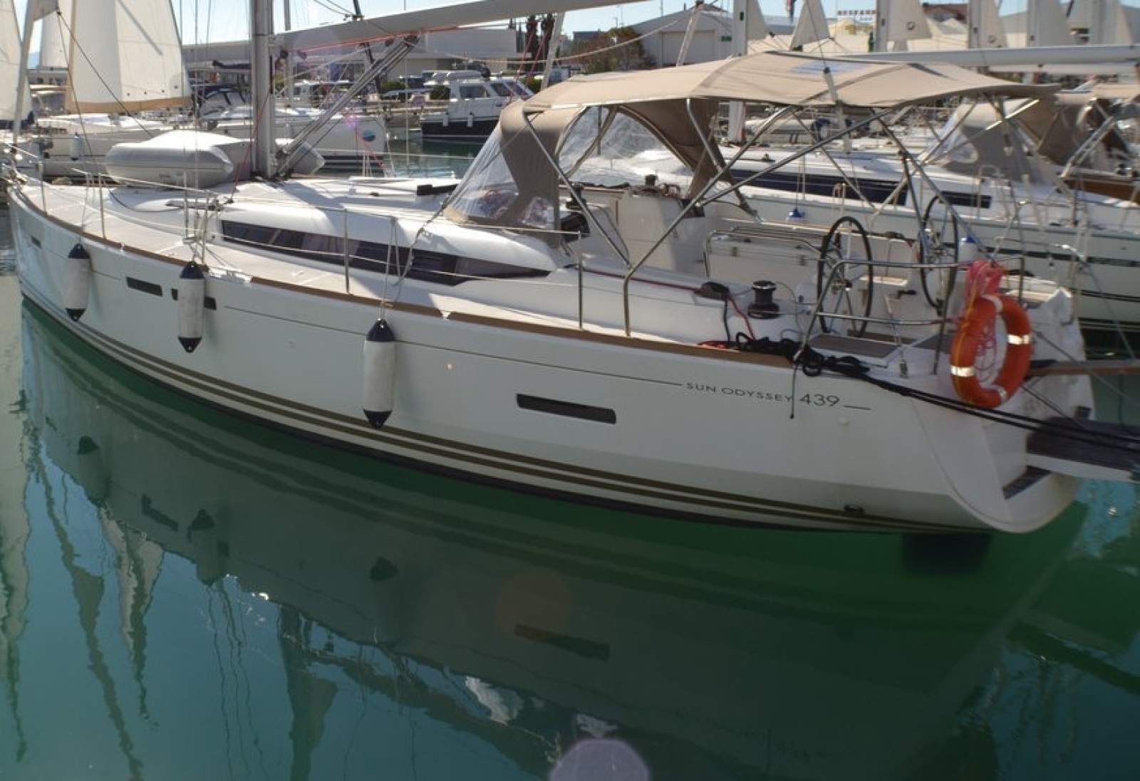 Jeanneau Sun Odyssey 439, built 2014